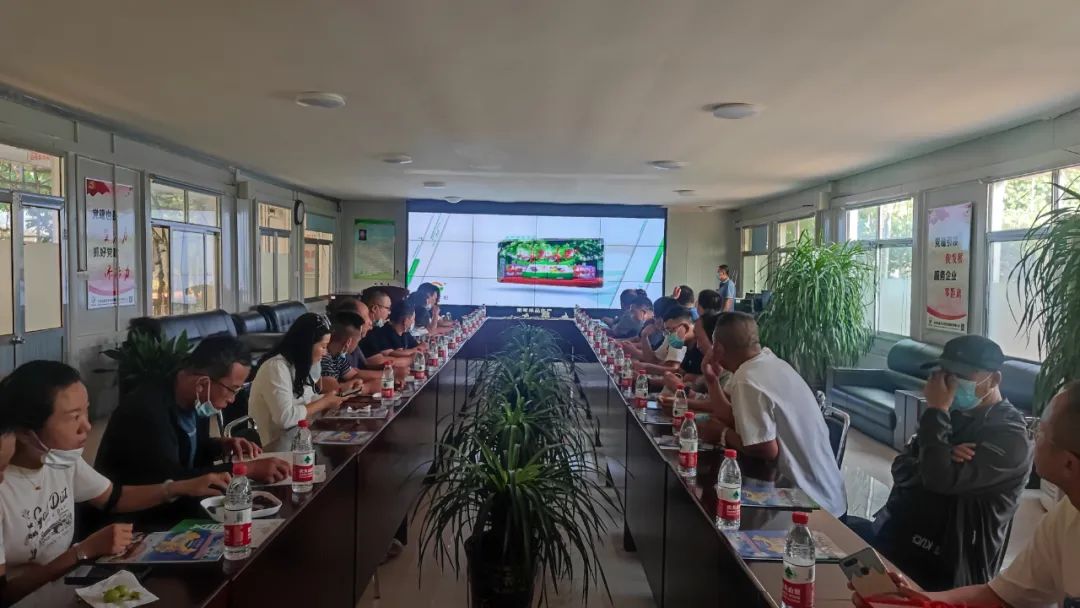 吳忠市科技特派員能力提升培訓班來(lái)公司考察交流(圖4)